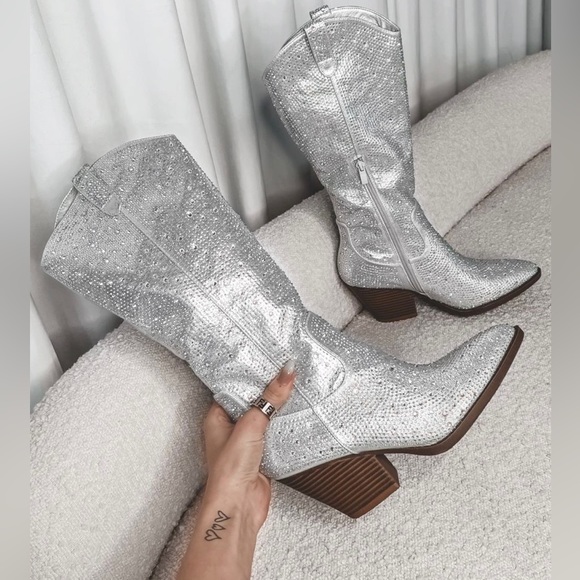 NEW Silver Knee High Western Style Bedazzled Cowboy Boots - Picture 2 of 15